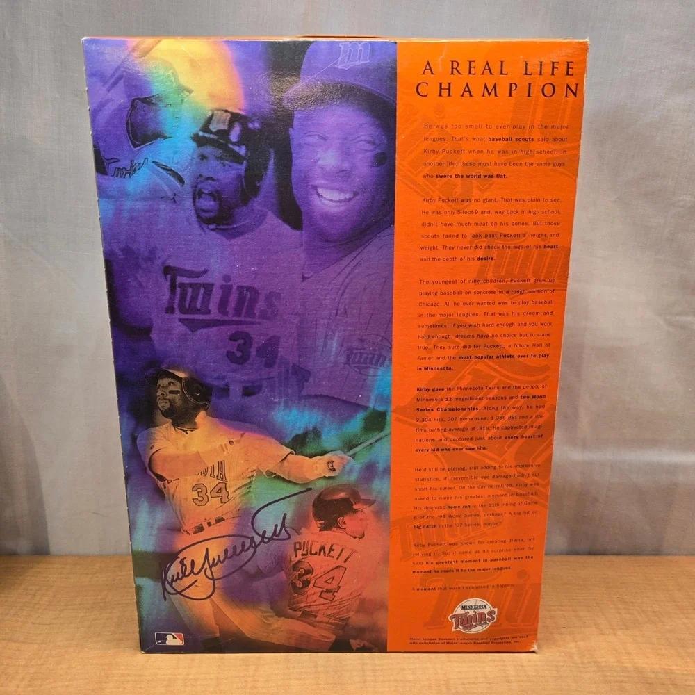 Lot of Minnesota Twins Baseball‎ Collectibles Wheaties Coke Bobble Heads VHS VTG